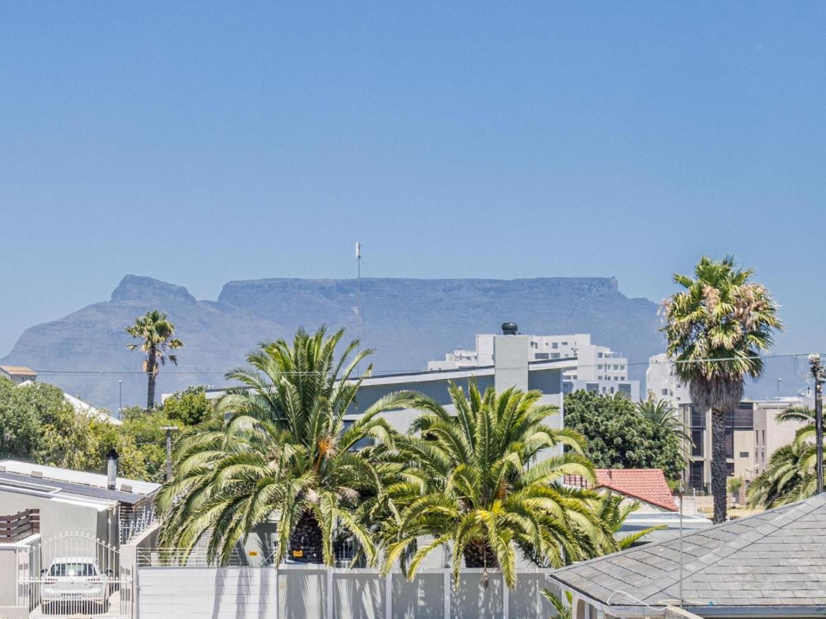 Southeaster Apartment Bloubergstrand Bagian luar foto