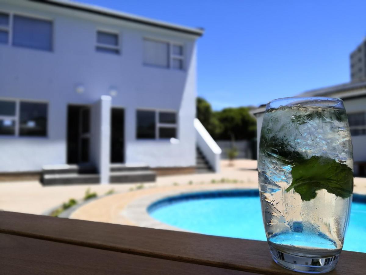 Southeaster Apartment Bloubergstrand Bagian luar foto